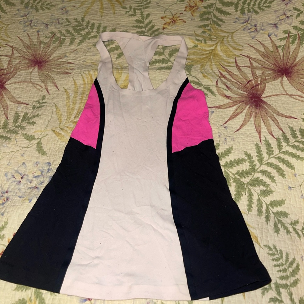 Lululemon Woman’s Tank Top